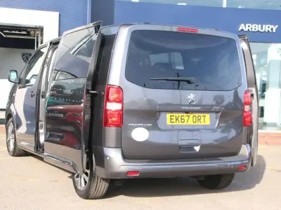 Used Peugeot Traveller Business-Line 148 HP (108 kW) 2017 Grey MPV