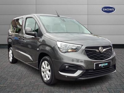 used Vauxhall Combo LIFE 1.2 TURBO ENERGY AUTO EURO 6 (S/S) 5DR (7 SEAT) PETROL FROM 2020 FROM EASTLEIGH (SO53 3AQ) | SPOTICAR