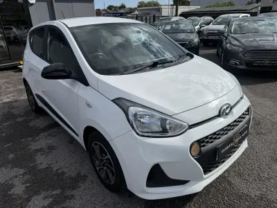 Used Hyundai i10 GO! 67 HP (49 kW) 2018 White Hatchback