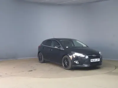 Used Ford Focus Zetec 115 HP (84 kW) 2014 Black Hatchback
