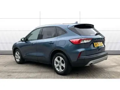 Usado Ford Kuga Zetec 120 CV (88 kW) 2020 Azul SUV