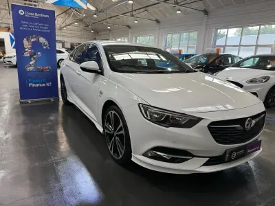 Used Vauxhall Insignia Sport 170 HP (125 kW) 2018 White Hatchback