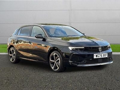 Black New 2025 Vauxhall Astra Hatchback | £19,998 (Super price)