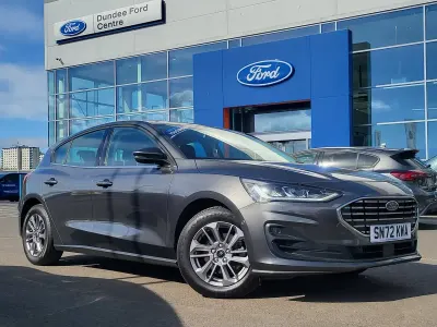 Używany Ford Focus Titanium 125 KM (91 kW) 2022 Szary Hatchback