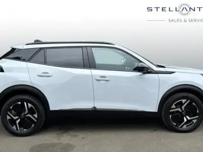 Używany Peugeot 2008 Allure 129 KM (94 kW) 2024 Biały SUV