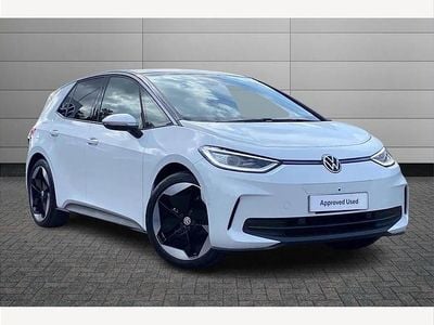 Used VW ID.3 Pro 147 kW (200 HP) 2025 White Hatchback