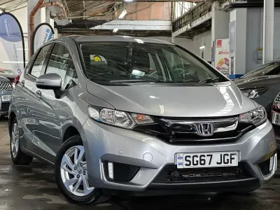 Used Honda Jazz SE 102 HP (75 kW) 2017 Silver Hatchback