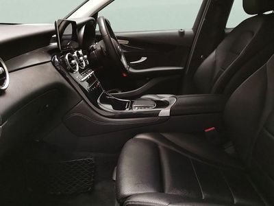 Mercedes GLC220