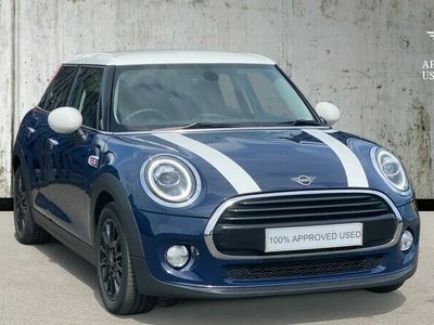 Używany Mini Cooper Classic 134 KM (98 kW) 2019 Niebieski Hatchback