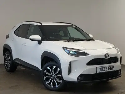 Second-hand Toyota Yaris Hybrid Design 116 CP (85 kW) 2023 Alb Break