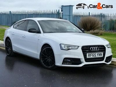 Begagnad Audi A5 Black Edition 2015 Vit Sportkupé