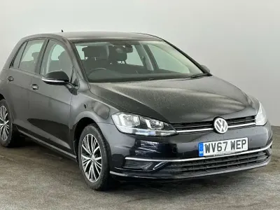 Used VW Golf VII SE 125 HP (91 kW) 2017 Black Hatchback