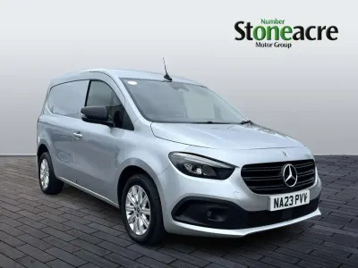 Usado Mercedes Citan 110 Premium 95 HP (69 kW) 2023 Prateado Van
