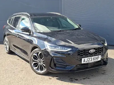 Used Ford Focus ST-Line X 125 HP (91 kW) 2023 Black Estate