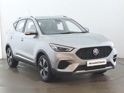 Używany MG ZS Excite 106 KM (77 kW) 2024 Srebrny SUV