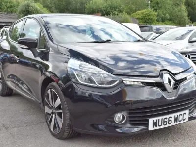 Used Renault Clio Dynamique 90 HP (66 kW) 2016 Black Hatchback