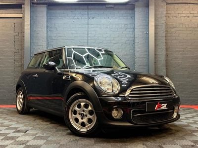 Used Mini Cooper D Hatch 2013 Black Hatchback