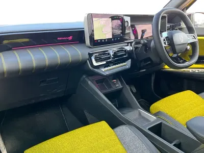 New Renault R5 Iconic 52 kW (71 HP) 2026 Hatchback