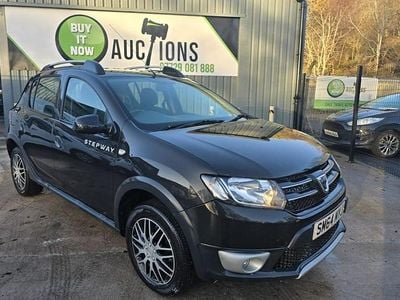 Used Dacia Sandero Lauréate 90 HP (66 kW) 2015