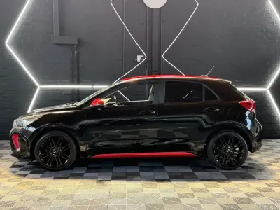 Used Kia Rio 83 HP (61 kW) 2017 Black Hatchback