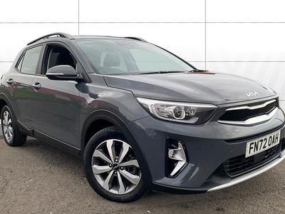 Used Kia Stonic 99 HP (72 kW) 2022 Grey SUV