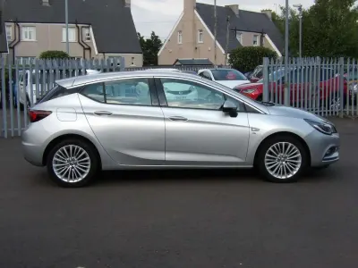 Used Vauxhall Astra Elite 2018 Silver Hatchback