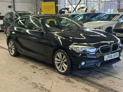 Używany BMW 118 Sport Line 2016 Czarny Hatchback