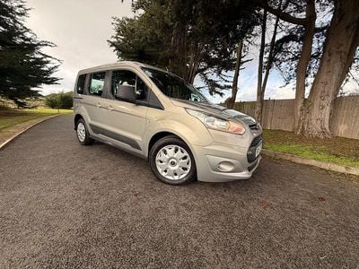 Used Ford Tourneo Connect Zetec 2015 Silver MPV