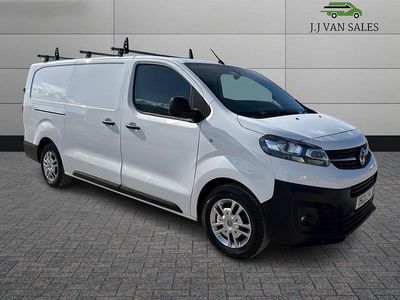 Used Vauxhall Vivaro 100 HP (73 kW) 2021 White MPV
