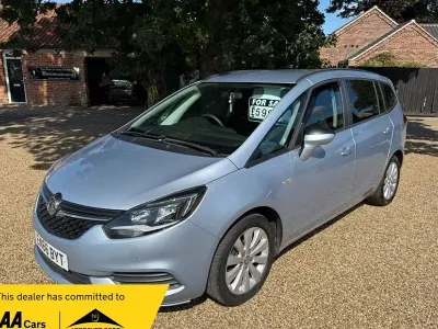 Used Vauxhall Zafira Tourer Design Edition 140 HP (102 kW) 2017 MPV