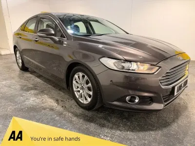 Used Ford Mondeo Titanium 120 HP (88 kW) 2015 Grey Hatchback
