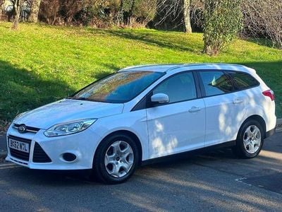 White Used 2012 Ford Focus Estate | £3,995 (Fair price)