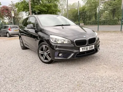 Usado BMW 216 Sport Line 2016 Preto Citadino