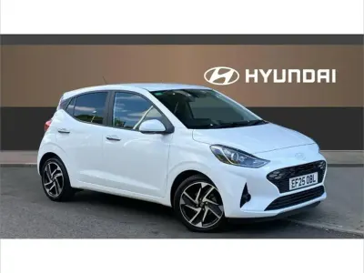 Used Hyundai i10 Premium 62 HP (45 kW) 2025 White Hatchback