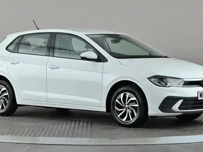 Used VW Polo Life 80 HP (58 kW) 2023 White Hatchback