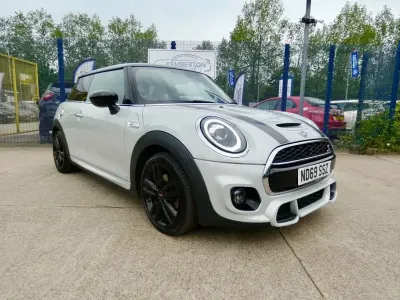 Used Mini Cooper S Hatch 192 HP (141 kW) 2019 Silver Hatchback