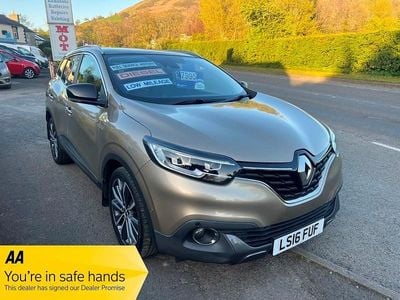 Begagnad Renault Kadjar Signature 110 HK (80 kW) 2016 Beige SUV