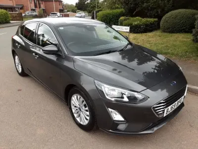 Gebraucht Ford Focus Titanium 2019 Grau Kleinwagen