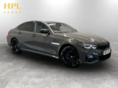 Begagnad BMW 330e M Sport 292 HK (214 kW) 2022 Grå Sedan