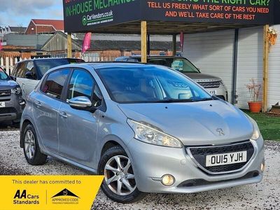 Silver Used 2015 Peugeot 208 Style Hatchback | £3,490 (Fair price)