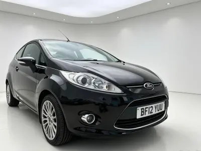 Used Ford Fiesta Titanium 96 HP (70 kW) 2012 Black Hatchback