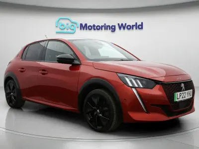 Used Peugeot e-208 GT 100 kW (136 HP) 2022 Red Hatchback