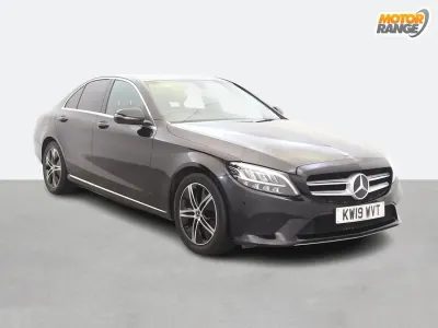 Usado Mercedes C220 194 CV (142 kW) 2019 Negro Berlina