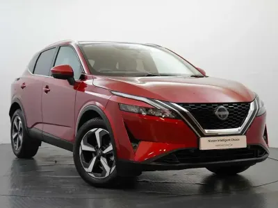 Used Nissan Qashqai N-Connecta 138 HP (101 kW) 2023 Red SUV