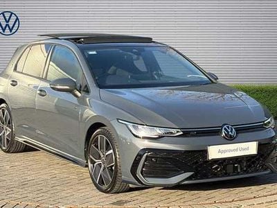 Second-hand VW Golf VIII R-line 150 CP (110 kW) 2025 Gri Hatchback