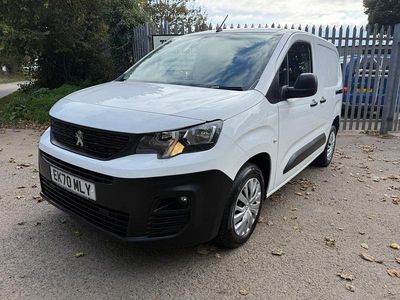 White Used 2020 Peugeot Partner MPV | £8,995 (Fair price)