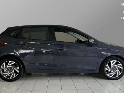 Used Hyundai i20 Advanced 100 HP (73 kW) 2025 Grey Hatchback
