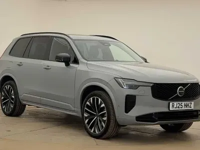 Usado Volvo XC90 Ultra 455 CV (334 kW) 2025 Gris SUV