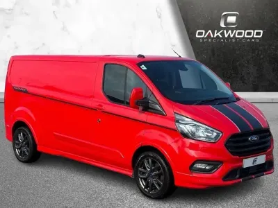 Usado Ford Transit Custom Sport 182 CV (133 kW) 2021 Rojo Van