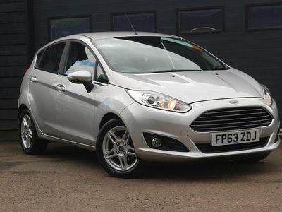 Used Ford Fiesta Zetec 82 HP (60 kW) 2013 Silver Hatchback